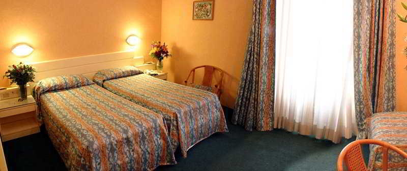 Hotel Patria Рим Экстерьер фото