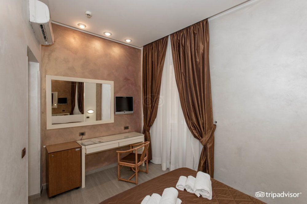 Hotel Patria Рим Экстерьер фото
